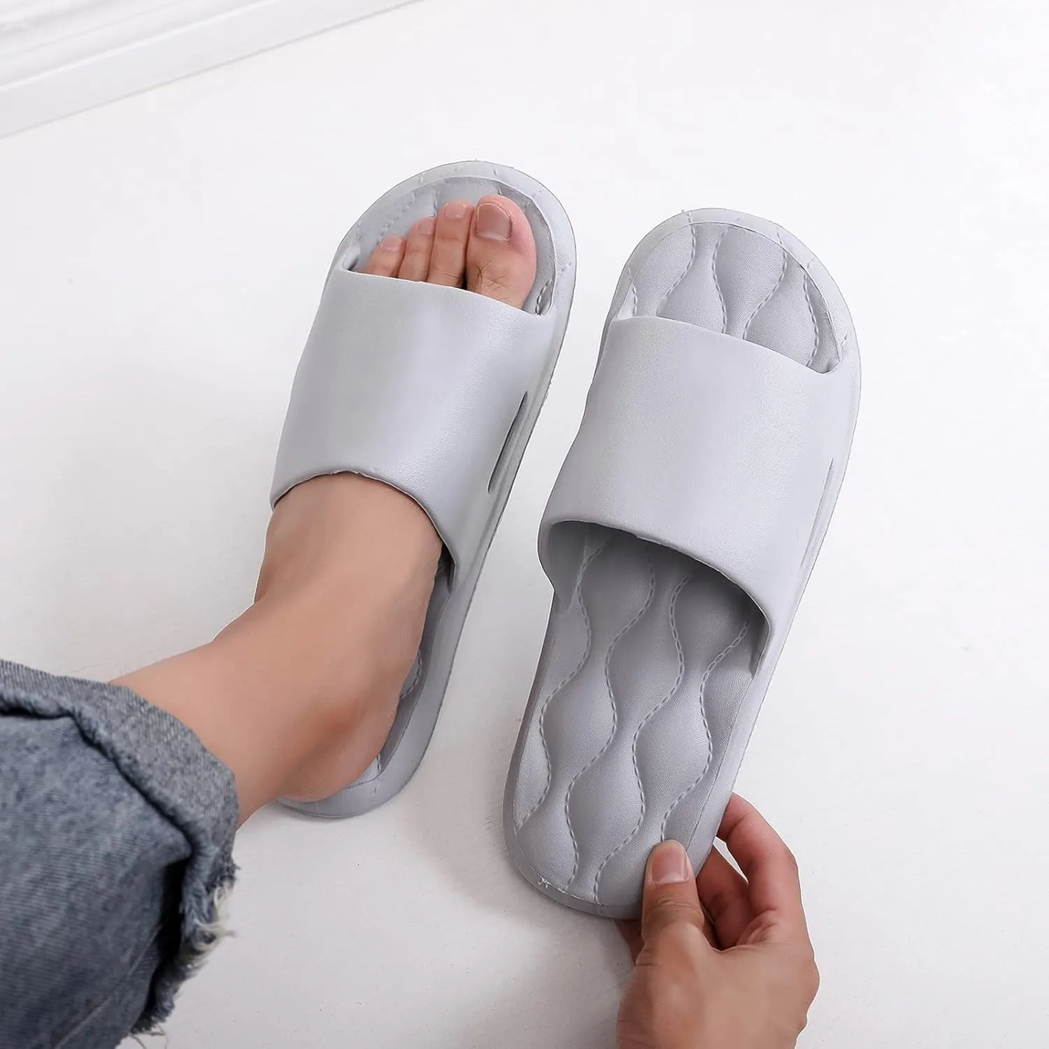 Bathroom Slippers Men Womens Slides Mens Slides Shower Shoes Women Soft Sole Pool Ultra Comfort Slippers