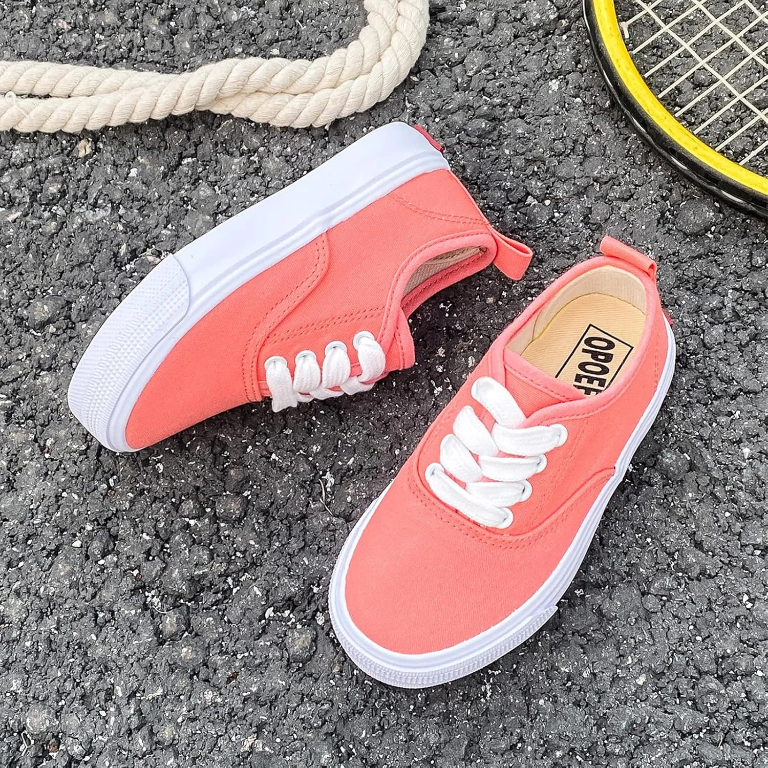 Boys and Girls Low Top Sports Shoes Lace up Canvas Children's Shoes Comfortable and Lightweight Skateboarding Shoes