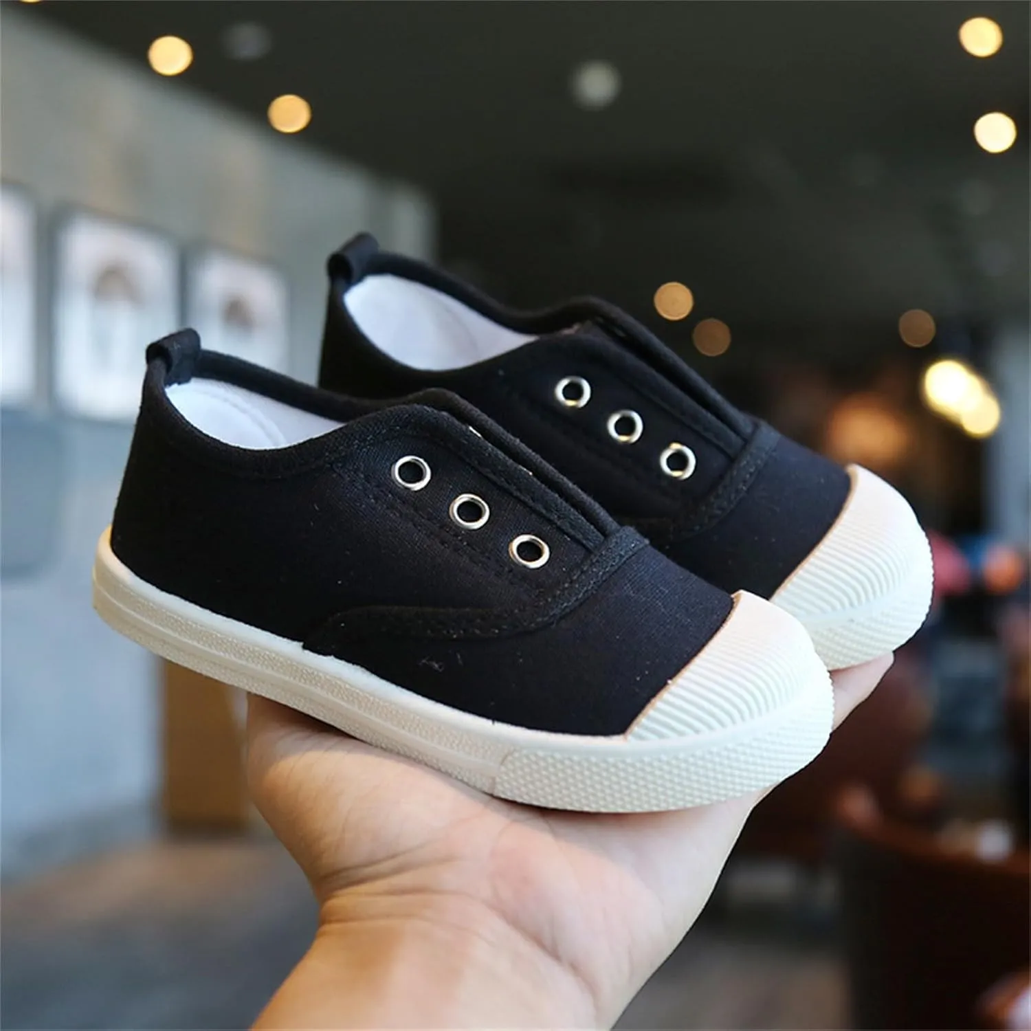Children's Canvas Shoes Breathable Boys' and Girls' Shoes Indoor Children's Shoes Toddler Shoes Same Day Shoes