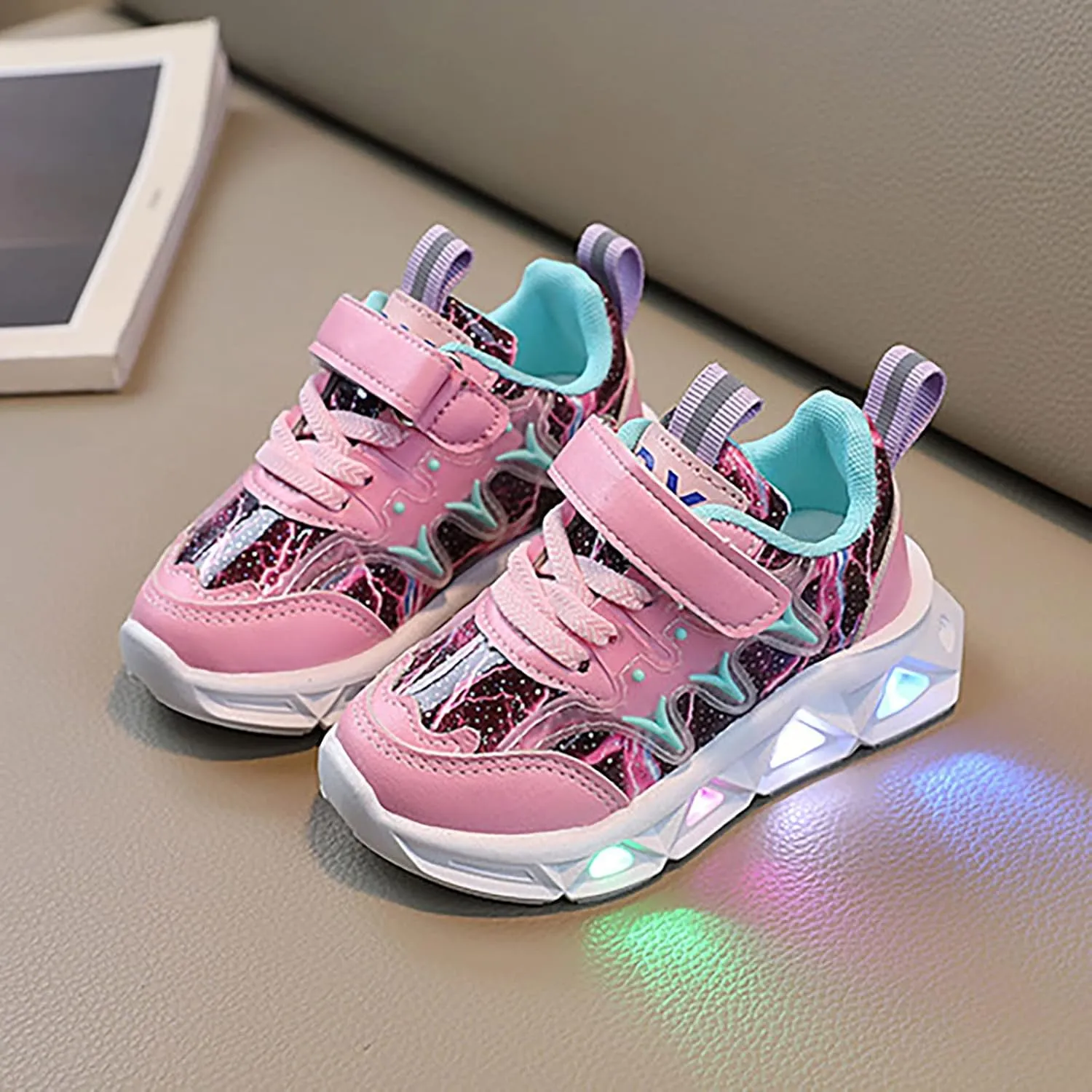 Children's LED Sneakers Leather Reflective Breathable Soft Sole Lace up Shoes Collision Color Tights Shoes