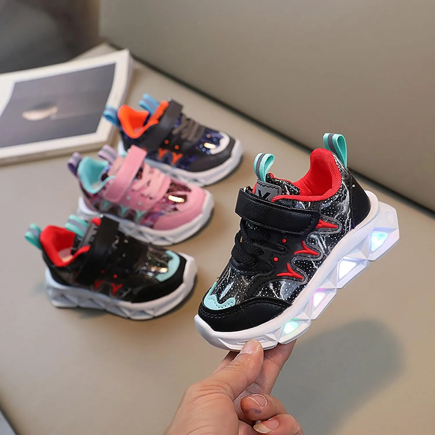 Children's LED Sneakers Leather Reflective Breathable Soft Sole Lace up Shoes Collision Color Tights Shoes