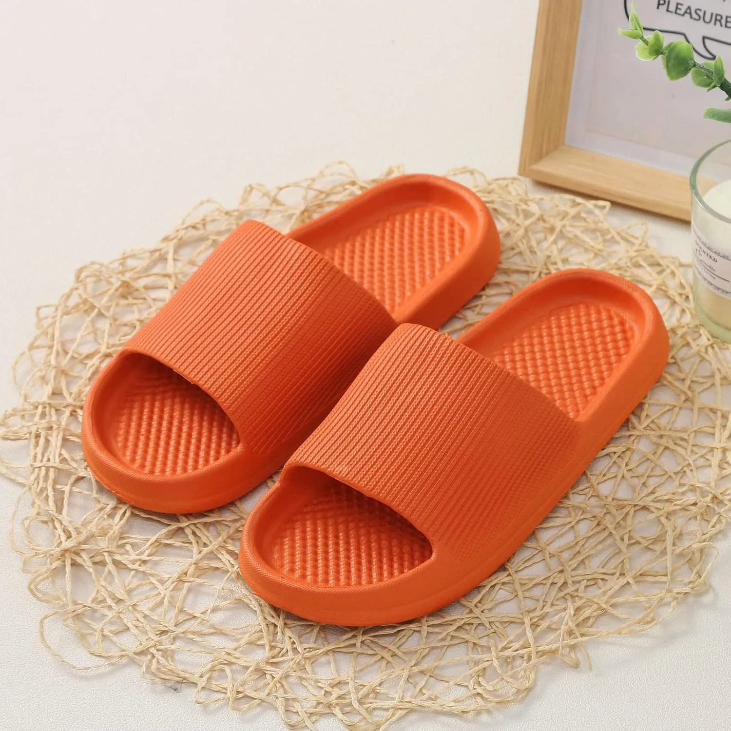Cloud Slippers for Men Womens Slides Slides for Men Women House Soft Sole Quick Drying Slippers