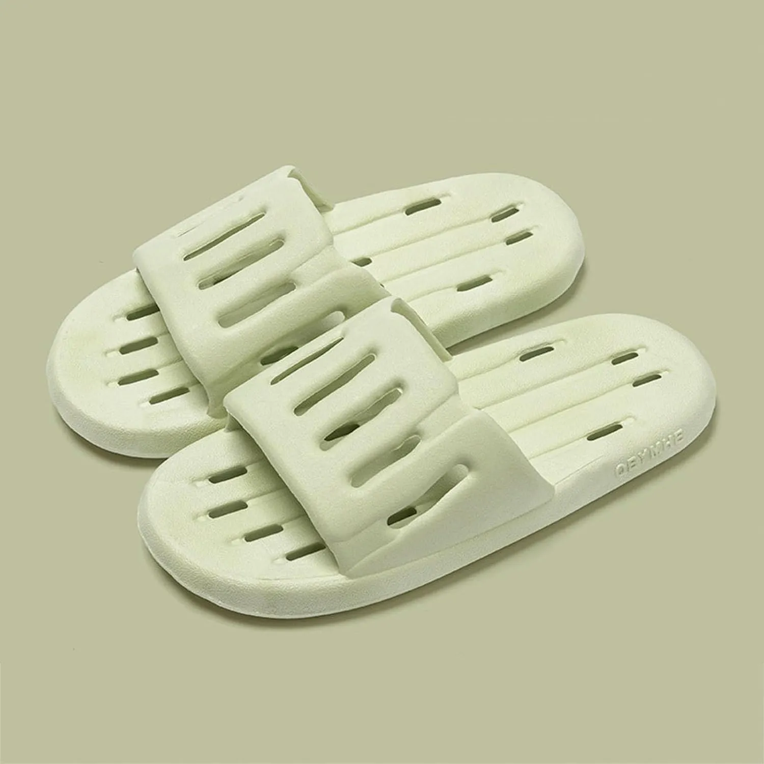 Cloud Slippers for Women Indoor Slipper for Gym Soft Sole Versatile Slides Sandals Pillow Slippers for Women