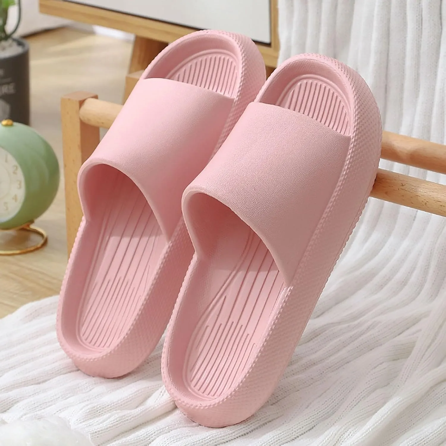 Summer Slides Sandals for Women Indoor Slipper for Gym Soft Sole Vacation Sandals Travel Slippers for Women