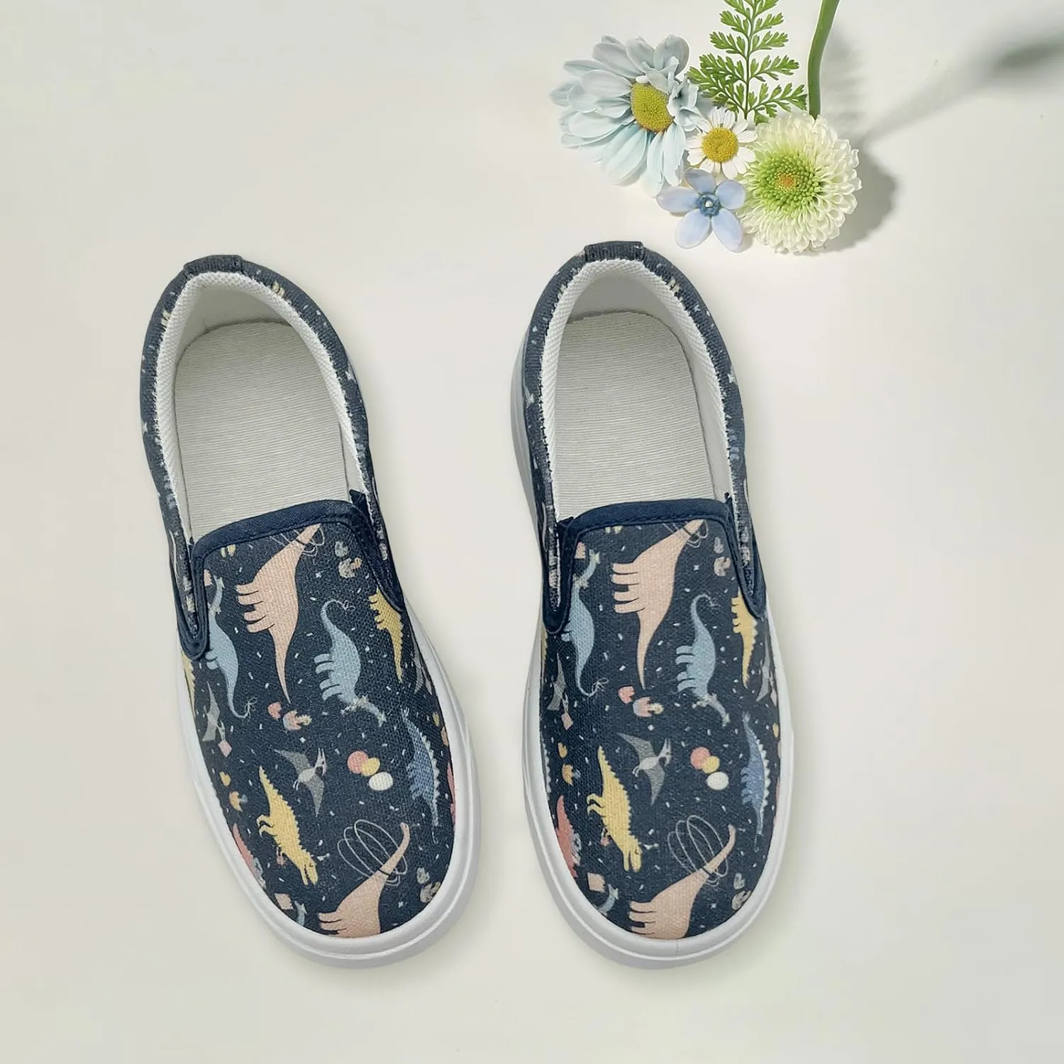 Unisex Canvas Sneakers Comfortable Breathable Casual Toddler Shoes Non-Slip Toddler Girl Sneakers