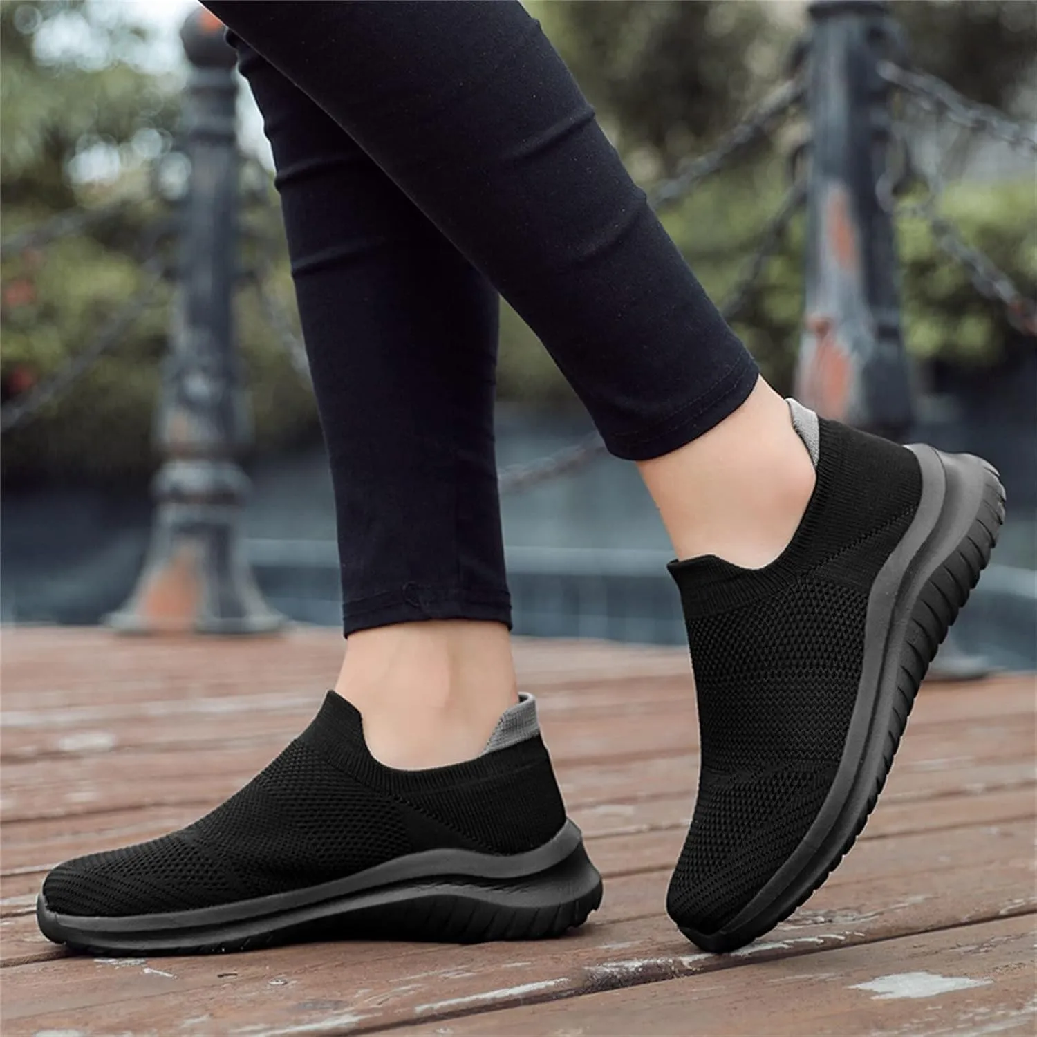 Womens Slip On Walking Shoes Non Slip Running Shoes Mens Running Shoes Walking Casual Tennis Shoes Walking Sneakers White Tennis Shoe Cross Trainer Shoe