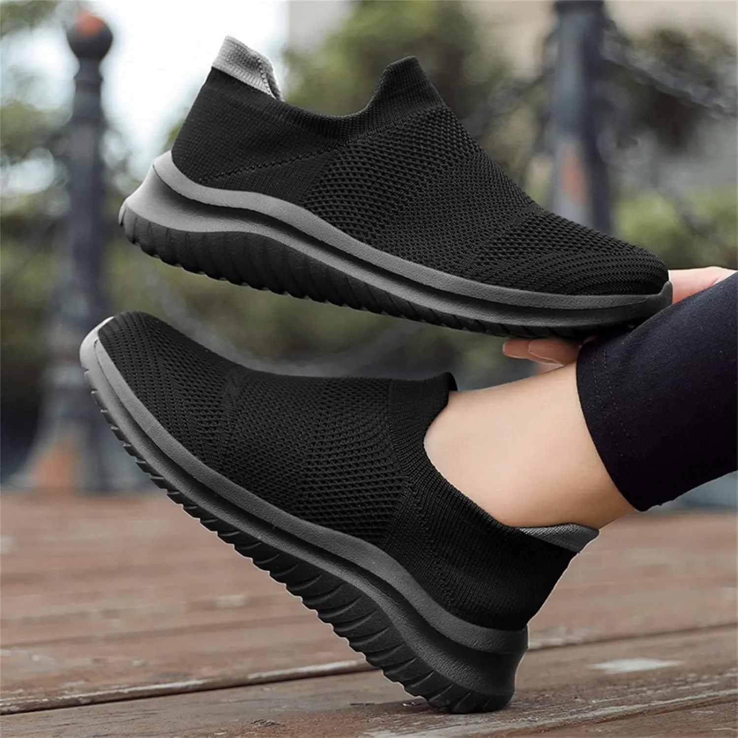 Womens Slip On Walking Shoes Non Slip Running Shoes Mens Running Shoes Walking Casual Tennis Shoes Walking Sneakers White Tennis Shoe Cross Trainer Shoe